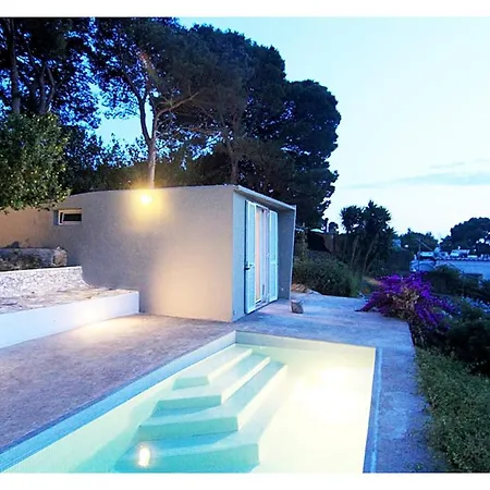 Casa Tiberius Retreat Villa